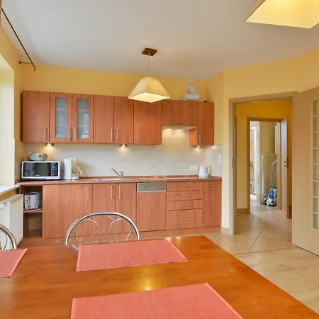 Apartament Wakacyjny Ustron4u ウストロン