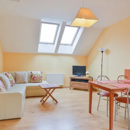 Apartament Wakacyjny Ustron4u ウストロン